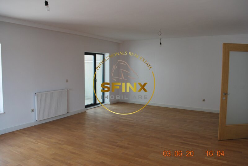 Emerald Residence, 4 camere, gradina, loc de joaca, 2 locuri parcare, boxa