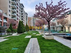 Emerald Residence, 4 camere, gradina, loc de joaca, 2 locuri parcare, boxa